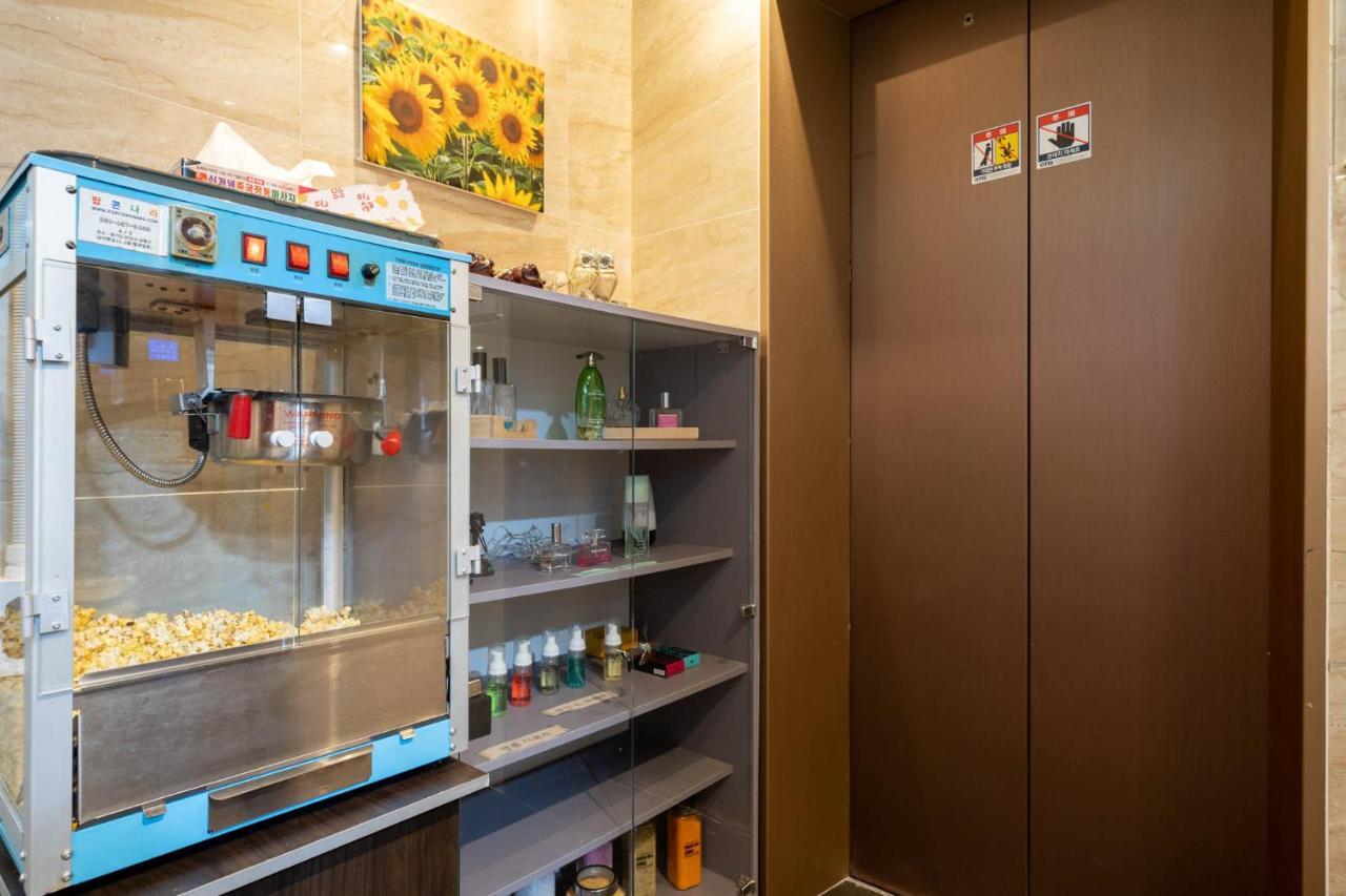 Galleria Hotel スウォン エクステリア 写真