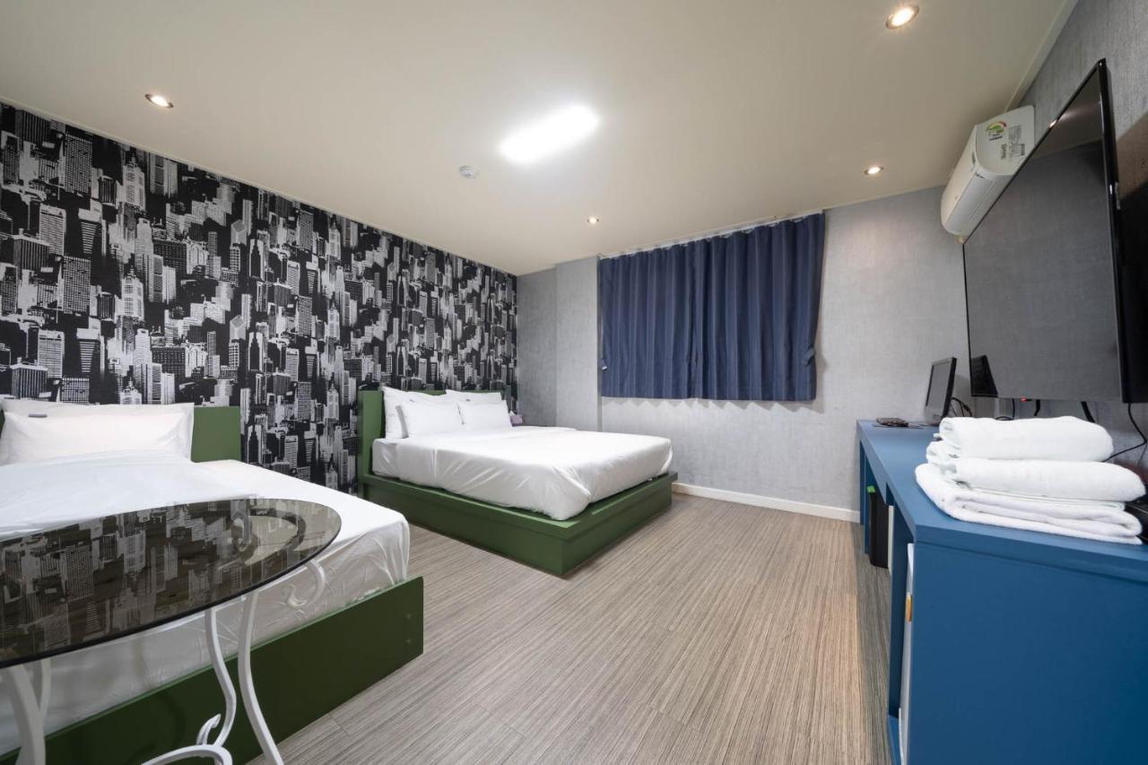 Galleria Hotel スウォン 部屋 写真